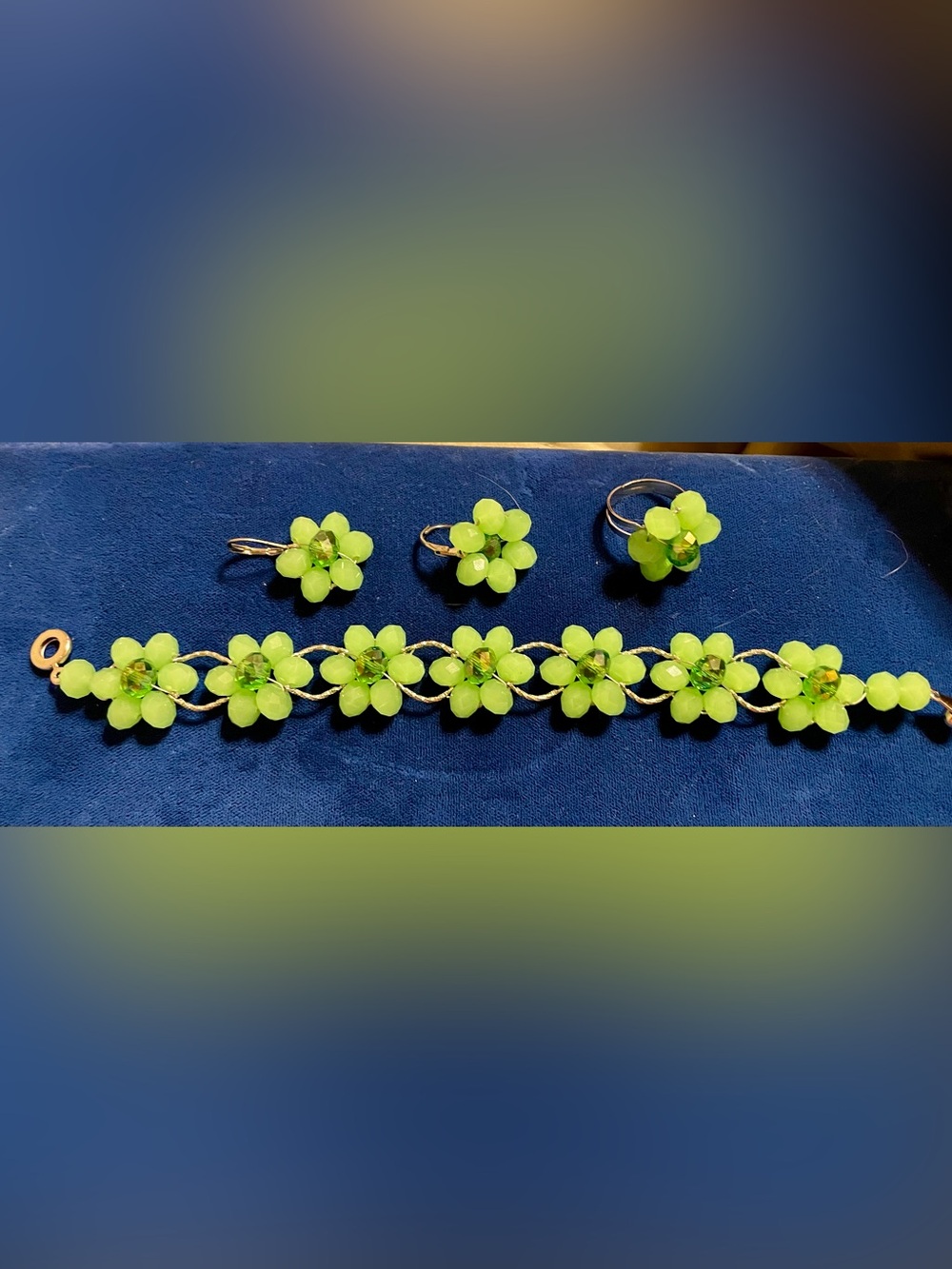 Vintage Teng Yue Floral Bracelet, Ring and Earrings Set